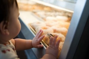 Baby studies donuts by Santheo at Flickr