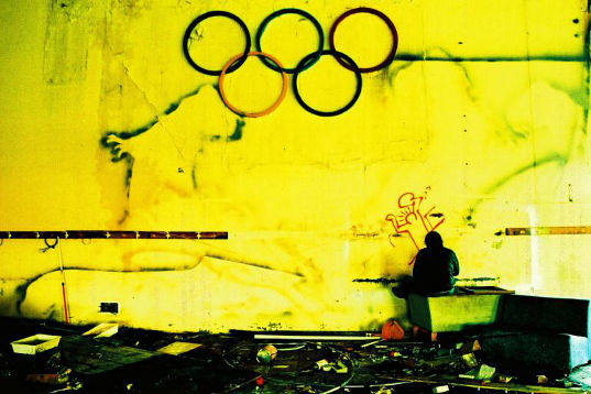 Yellow Olympic Rings by boskizzi at Flickr