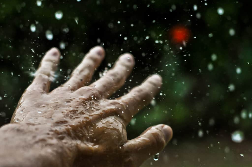 Rain Hand by Stromboozle at Flickr