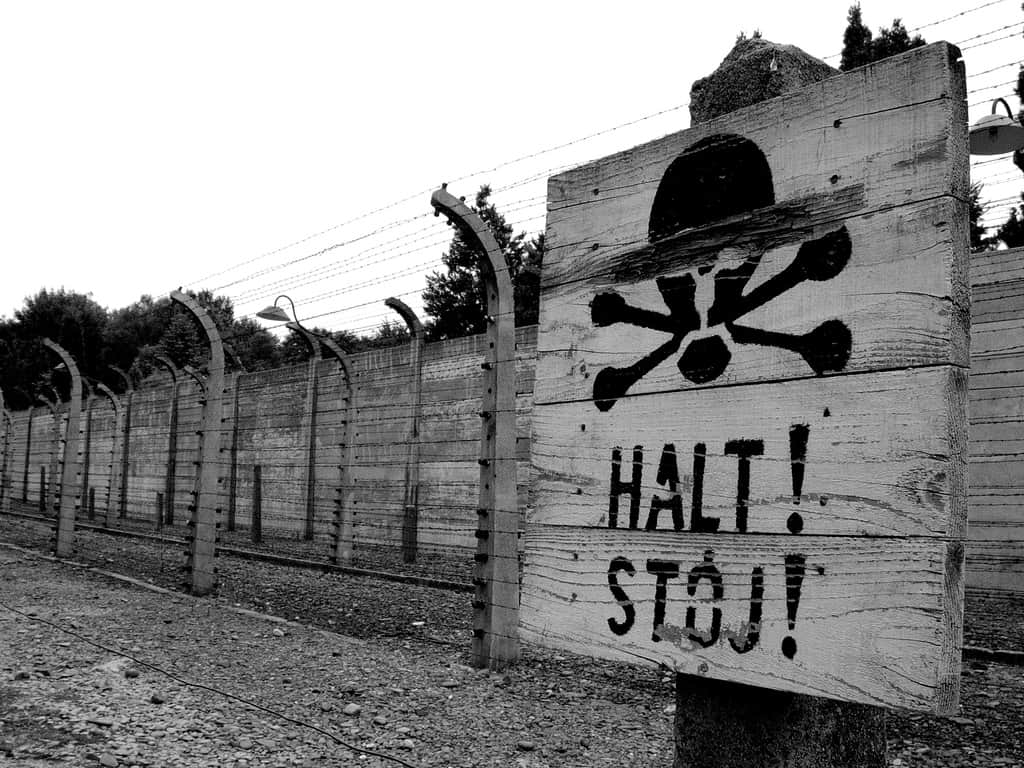 Ausch Halt Stoj by lcrf at Flickr