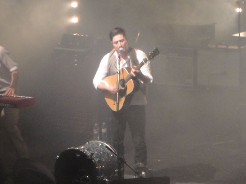 Mumford__Sons_performing_at_Brighton_Dome_in_October_2010_3